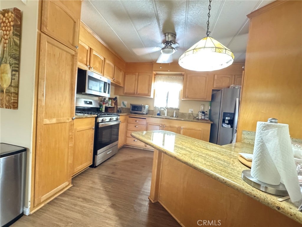27601 Sun City 246