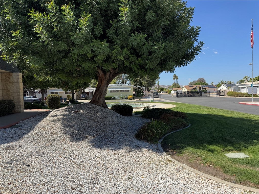 27601 Sun City 246