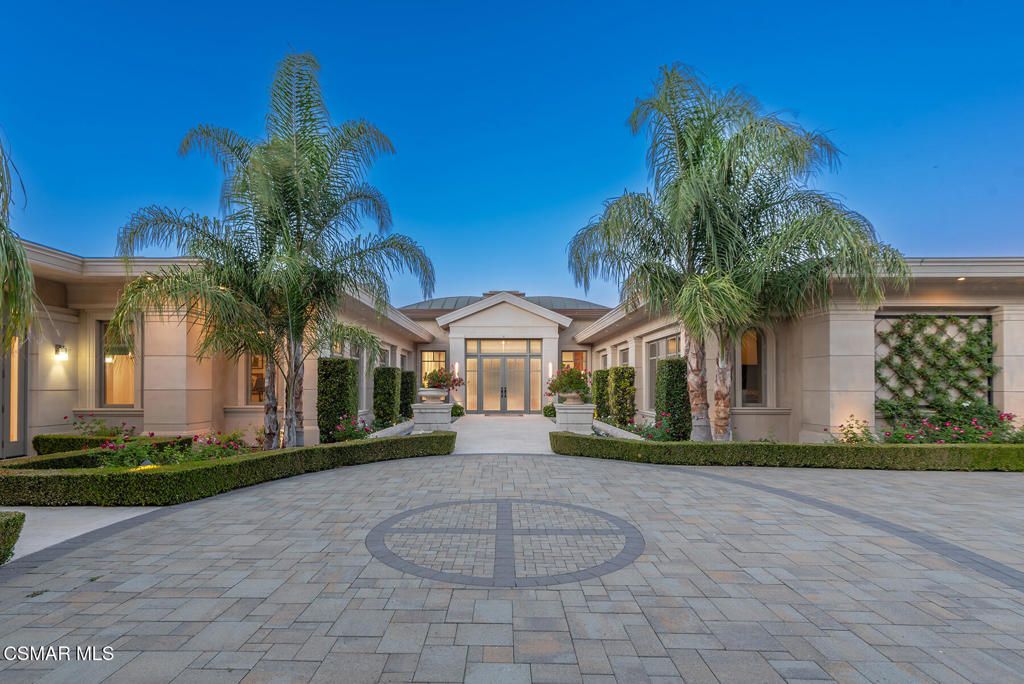 Photo of 1300 Woodland Grove Court, Westlake Village, CA 91362 (MLS # 226000052)