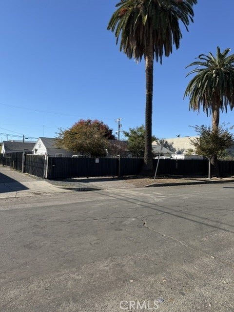 Photo of 16122 Cantlay ST, Van Nuys, CA 91406 (MLS # SR26230447)