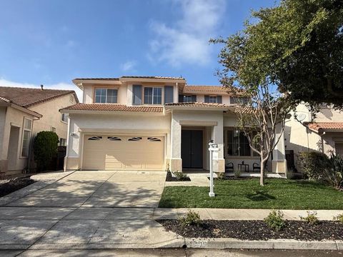 Photo of 1296 Mayberry Lane, San Jose, CA 95131 (MLS # ML82026274) Photo of 1296 Mayberry Lane, San Jose, CA 95131 (MLS # ML82026274)
