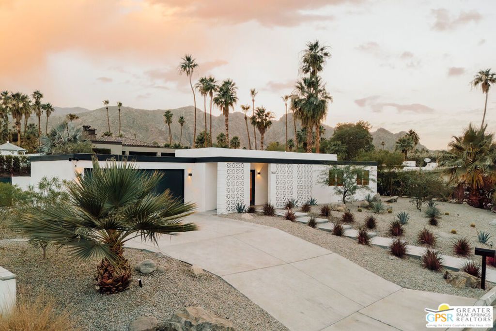 Photo of 71533 Tangier Road, Rancho Mirage, CA 92270 (MLS # 25601479PS)