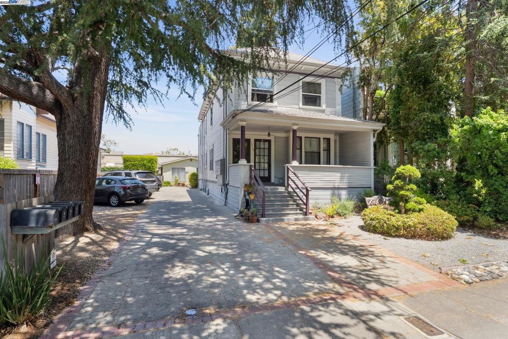 2119 Alameda Ave