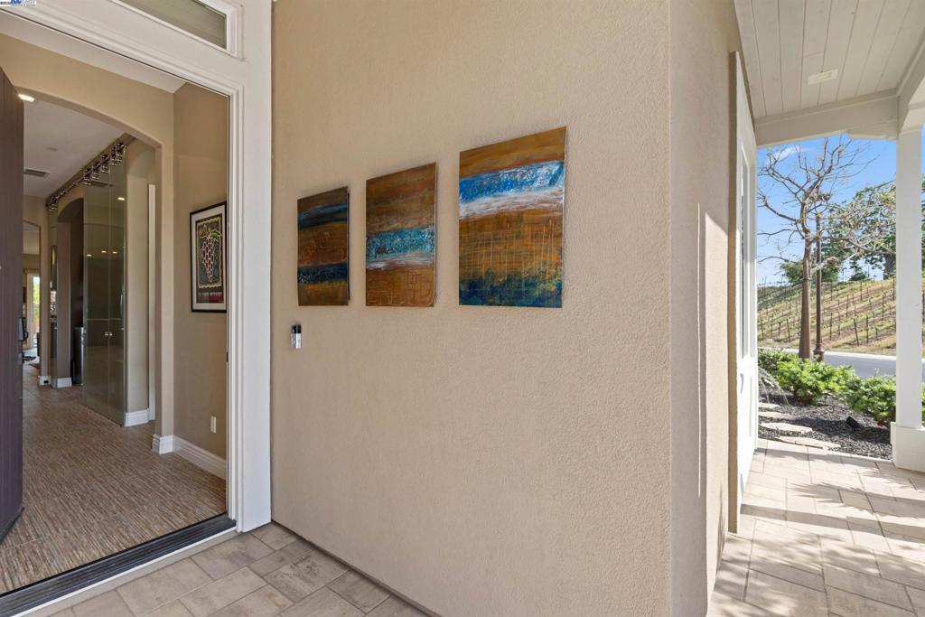 1835 Riesling Cir