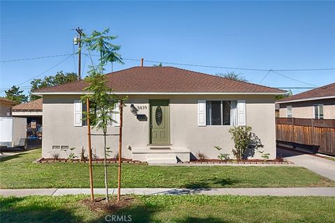 5839 Faculty Lakewood CA 90712