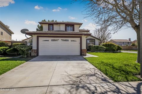 Photo of 2812 Minford Street St, Lancaster, CA 93536 (MLS # SR26116515)