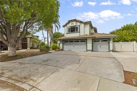 Photo of 24903 Regis Court, Murrieta, CA 92562 (MLS # SW26176721)