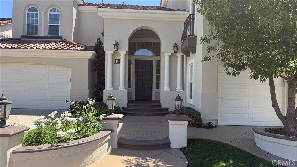 Photo of 10 Spring Grv, Irvine, CA 92620 (MLS # OC26052381)