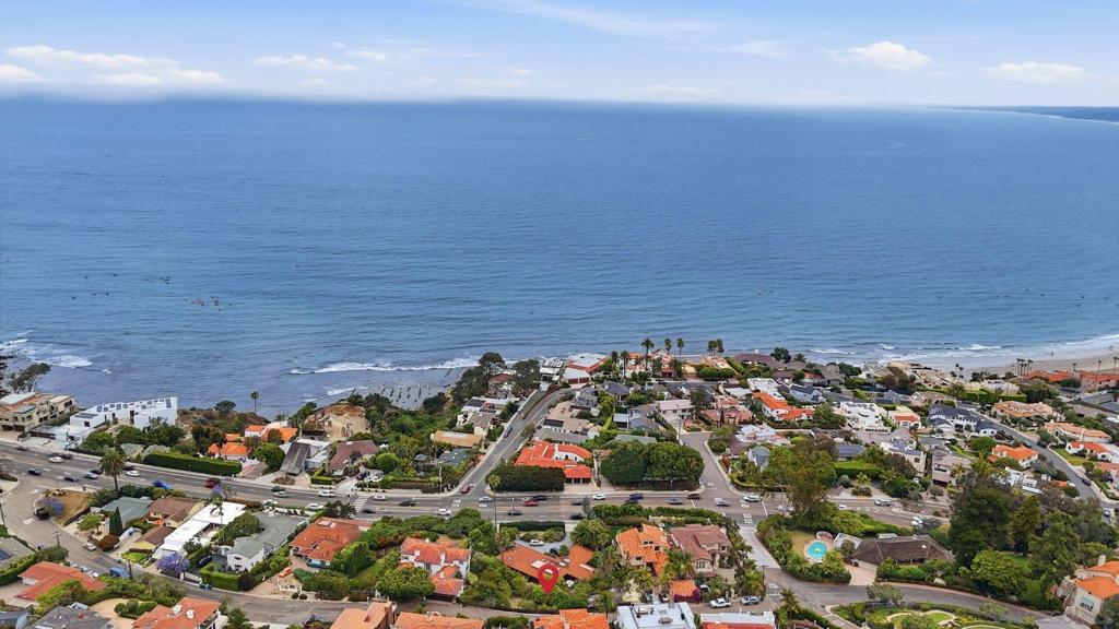 1822 Amalfi St.