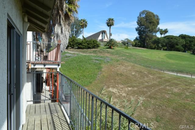 106 E Avenida San Gabriel