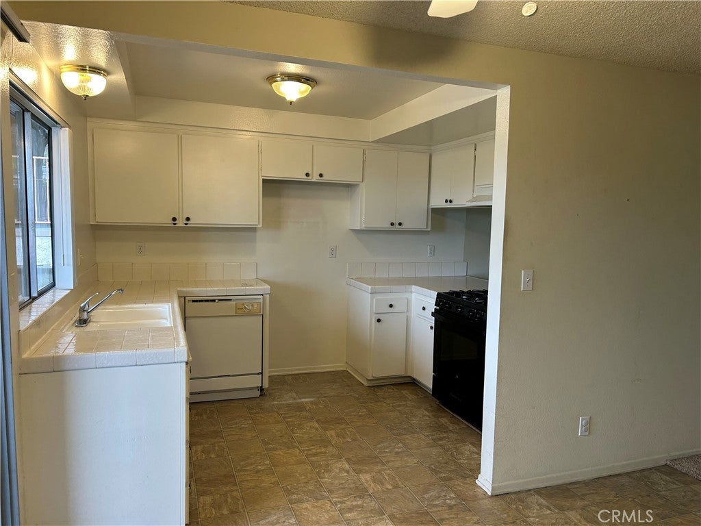 106 E Avenida San Gabriel, San Clemente CA 92672 - Photo 20