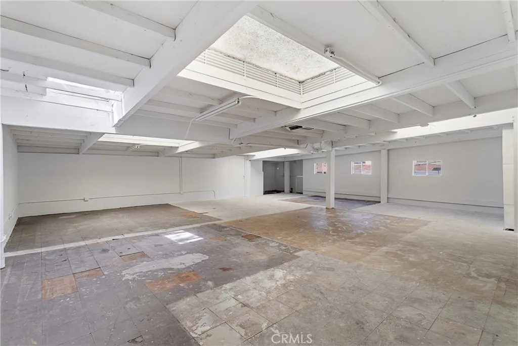 Whittier, California 90601, United States, 3 Bedrooms Bedrooms, ,2 BathroomsBathrooms,Residential,Active,119660