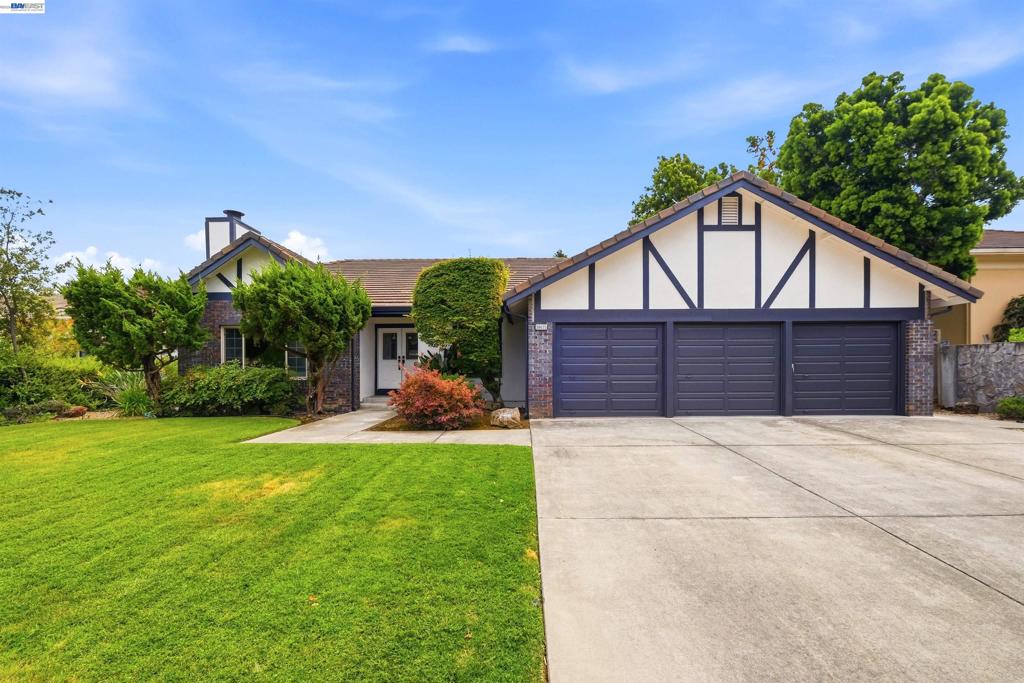 38625 Oliver Way