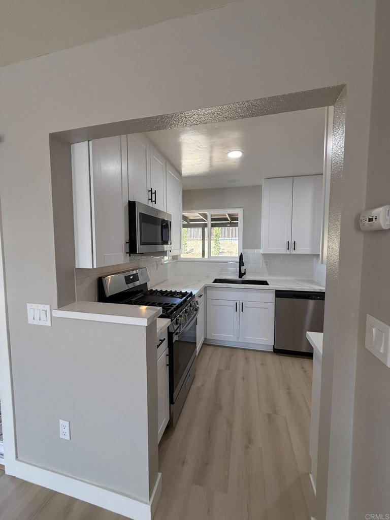 1623 Peacock Blvd
