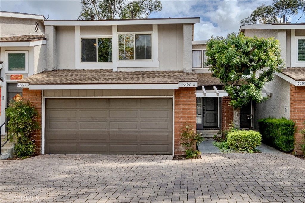 6597 E Camino Vista 2