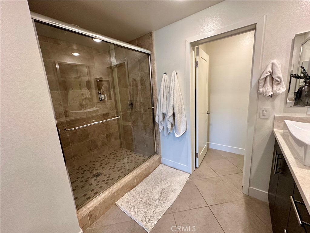 Manhatten (CPWMN) - Residential Lease