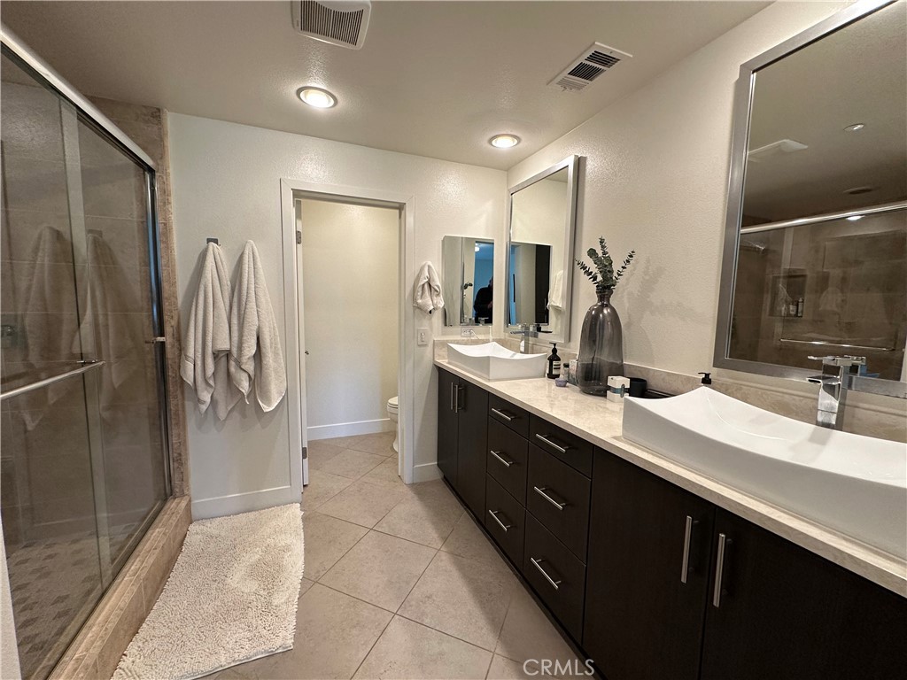 Manhatten (CPWMN) - Residential Lease