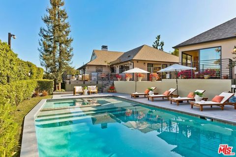 Photo of 2841 Montcalm Avenue, Los Angeles, CA 90046 (MLS # 26653705)