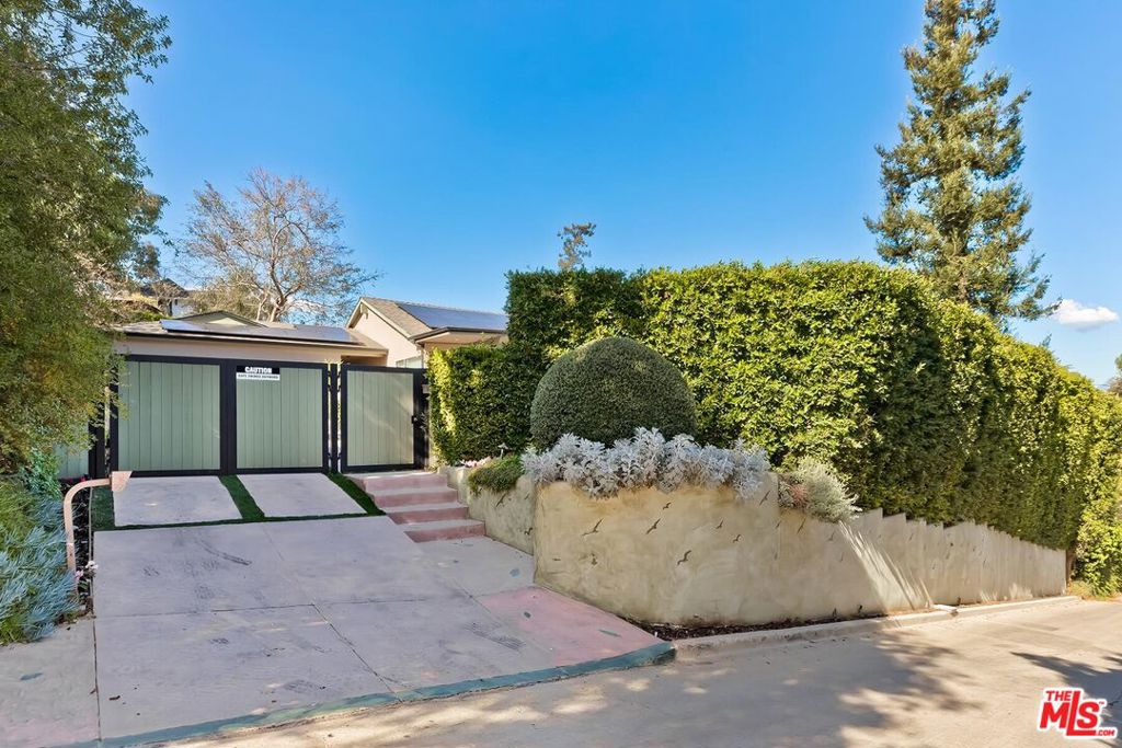 2841 Montcalm Avenue