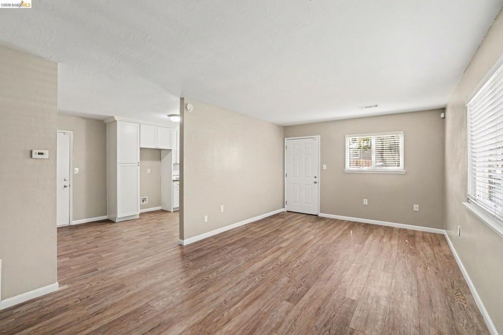 201 E 17Th St