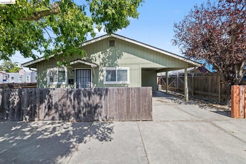 Photo of 201 E 17Th St ST, Pittsburg, CA 94565 (MLS # 41148716)