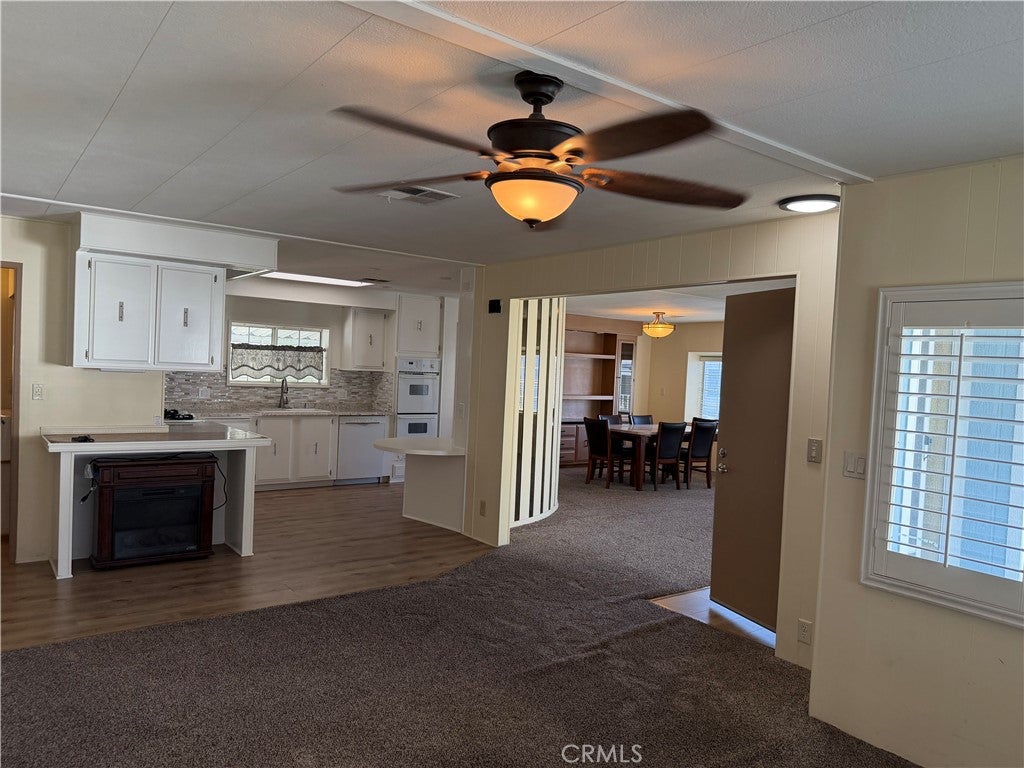 2230 Lake Park Drive 60