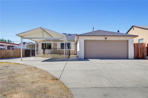 Photo of 1268 E Avenue R2, Palmdale, CA 93550 (MLS # SR26152011)