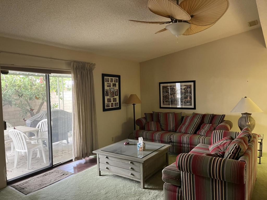 Palm Desert Greens - Manufactured In Park