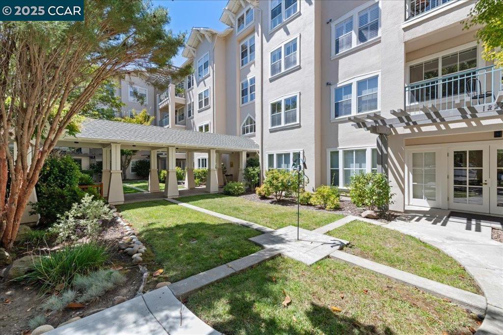 1860 Tice Creek Dr 1354