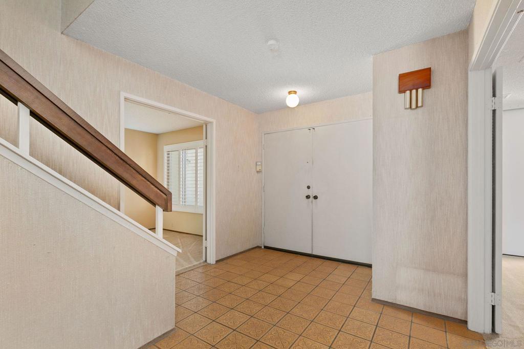 3265 Casa Bonita Drive