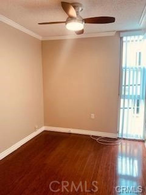 Tiny photo for 1007 S Catalina Ave #106, Redondo Beach, CA 90277 (MLS # SB25233308)