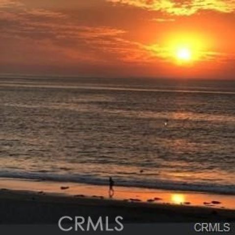 Tiny photo for 1007 S Catalina Ave #106, Redondo Beach, CA 90277 (MLS # SB25233308)