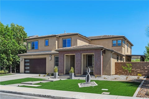 Photo of 34830 Heartland LN, Murrieta, CA 92563 (MLS # SW26192288)