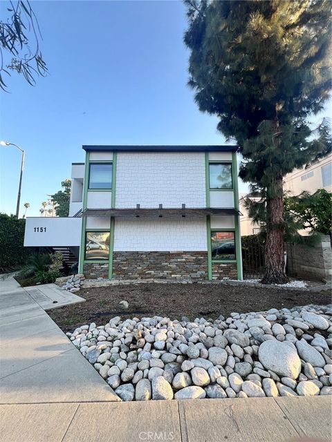 Photo of 1149 El Centro Street, South Pasadena, CA 91030 (MLS # DW25083060)
