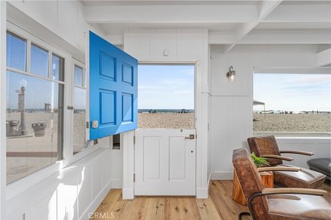 2500 W Oceanfront Newport Beach CA 92663