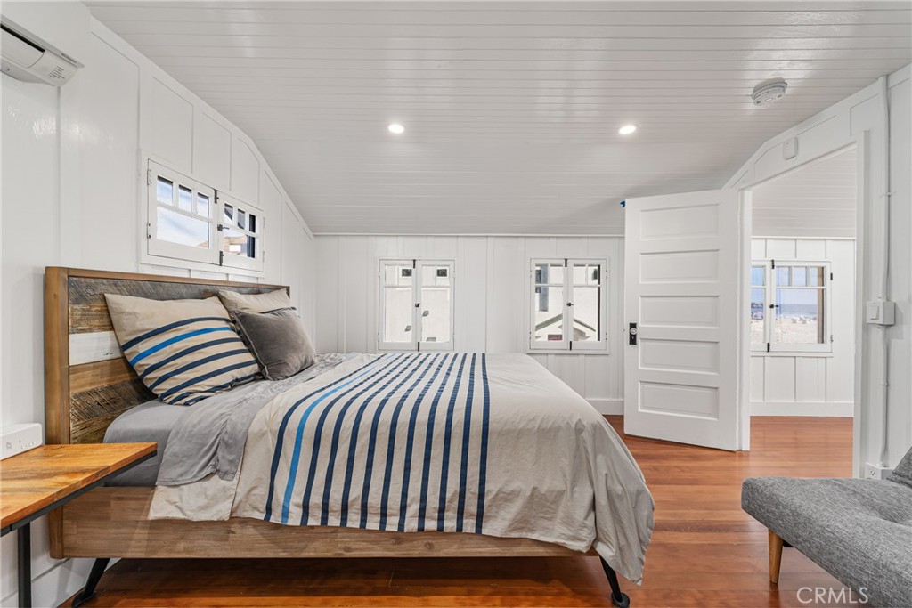 West Newport Beach (WSNB) - Residential Lease