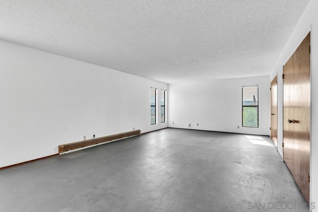 Valley Center - Residential