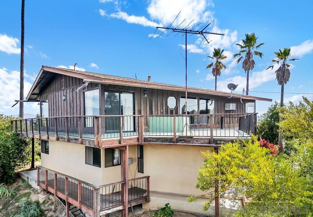 Photo of 30311 Circle R Lane Ln, Valley Center, CA 92082 (MLS # 250043540SD)