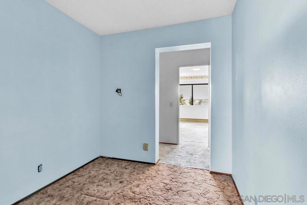 Valley Center - Residential