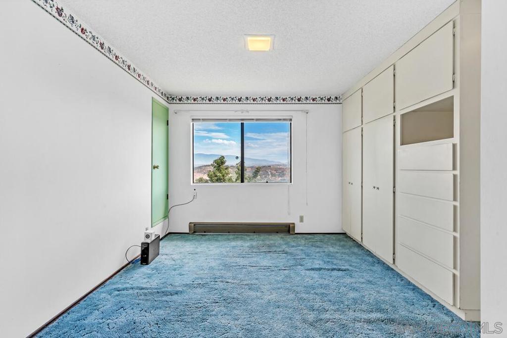 Valley Center - Residential