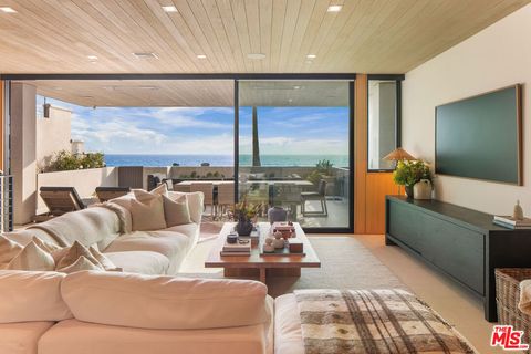 4016 The Strand Manhattan Beach CA 90266