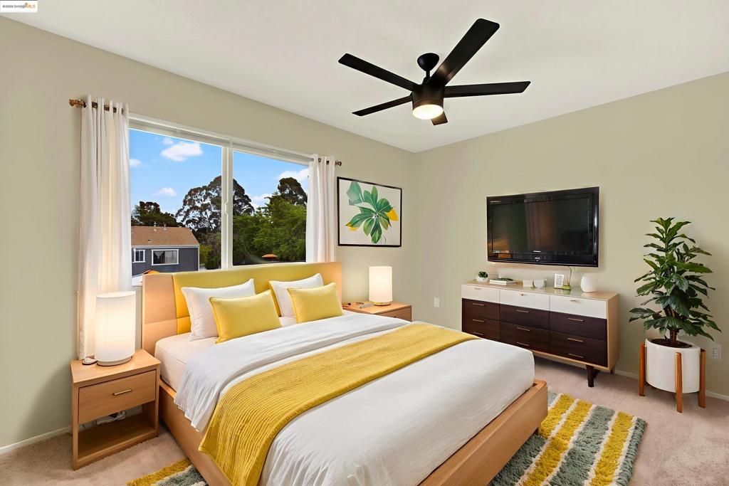 HILLTOP GREEN - Residential