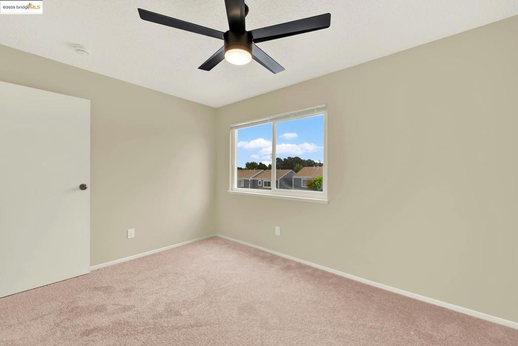 HILLTOP GREEN - Residential