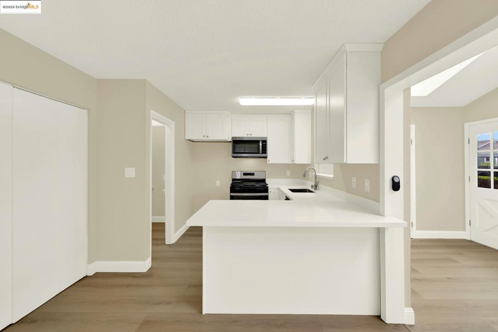 HILLTOP GREEN - Residential