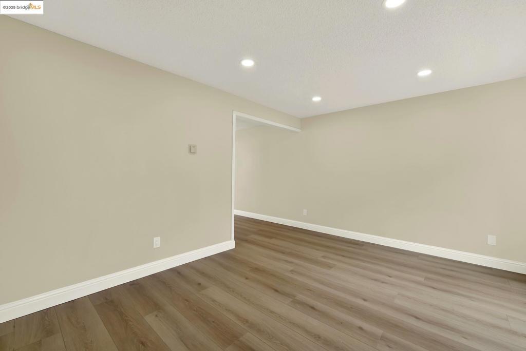 HILLTOP GREEN - Residential