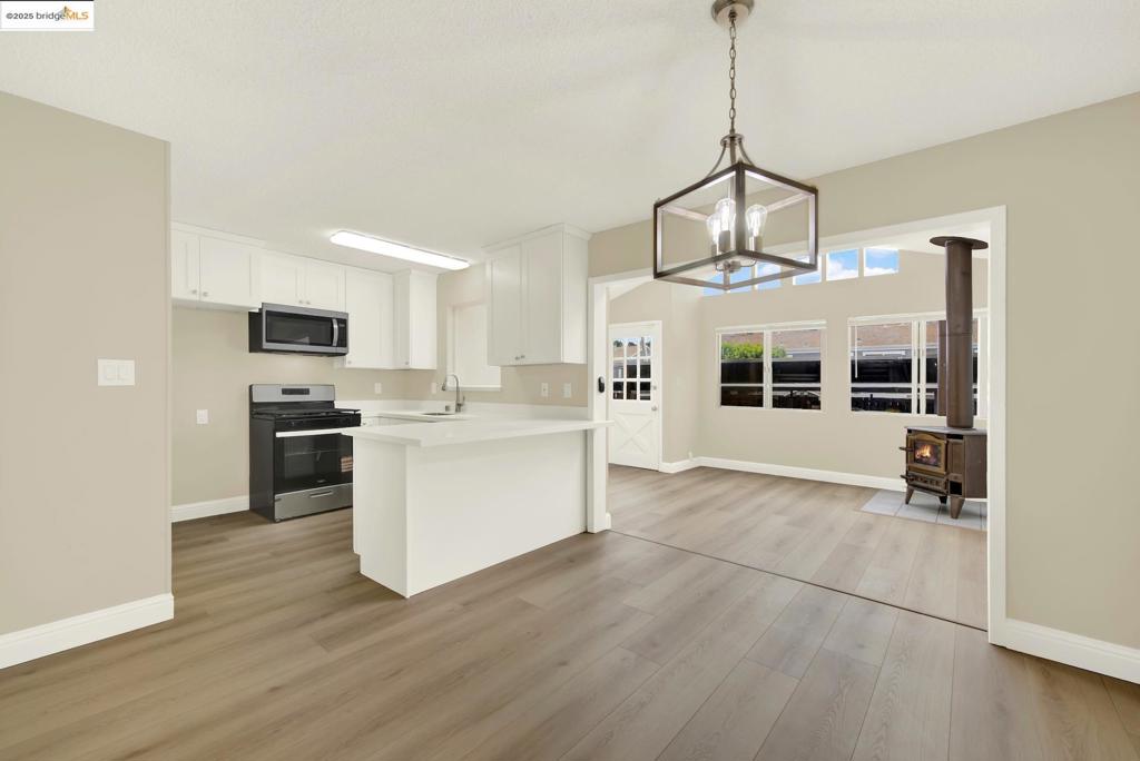 HILLTOP GREEN - Residential