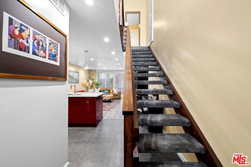 Photo of 5951 Canterbury Drive #20, Culver City, CA 90230 (MLS # 26641187)