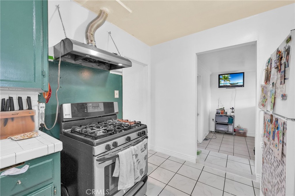 1619 W 11th Street
