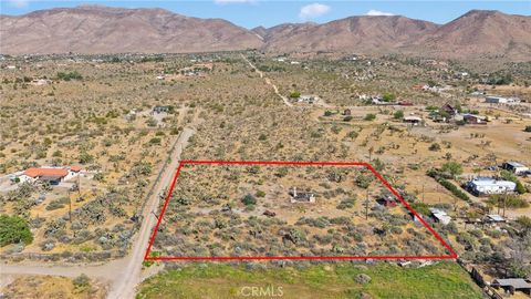 Photo of 1 Lamprey Road, Apple Valley, CA 92308 (MLS # HD26075780)