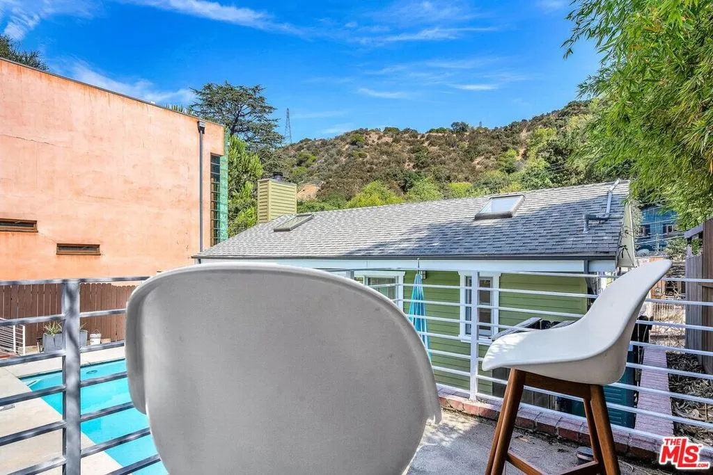 Los Angeles, California 90046, United States, 3 Bedrooms Bedrooms, ,3 BathroomsBathrooms,Residential,Active,201166